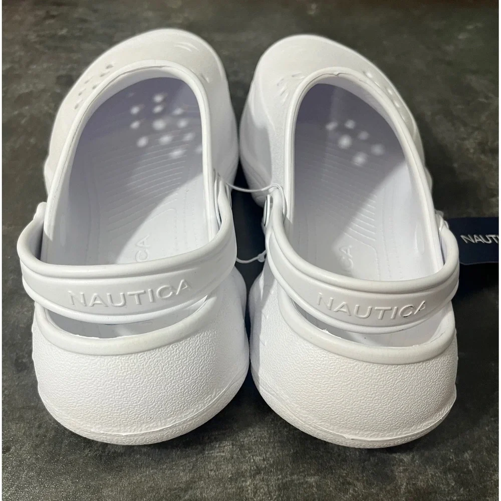 Nautica Rocky Youth Clogs Kids Size 2 White NEW Water Shoes Slip On Sandals